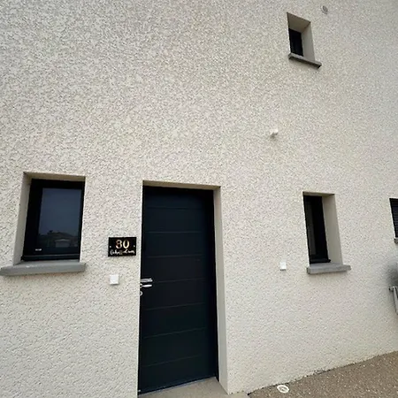 House 80 With 3 Bedrooms Lechaffardcom Appartamento Satolas-et-Bonce